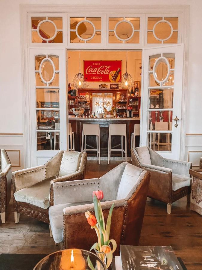Château Charles Couette-café *